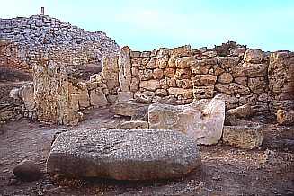 Taula of the Monument 2 of So na Caçana